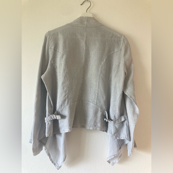 Lightweight Linen Blazer - Picture 5 of 15